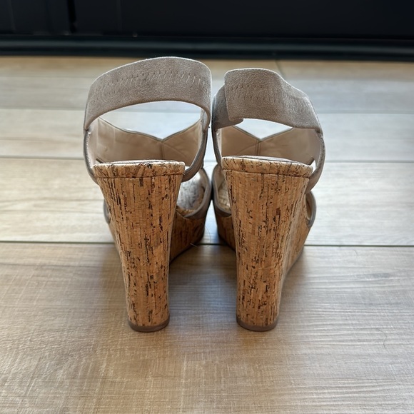 Pelle Moda Wedges - Picture 3 of 3